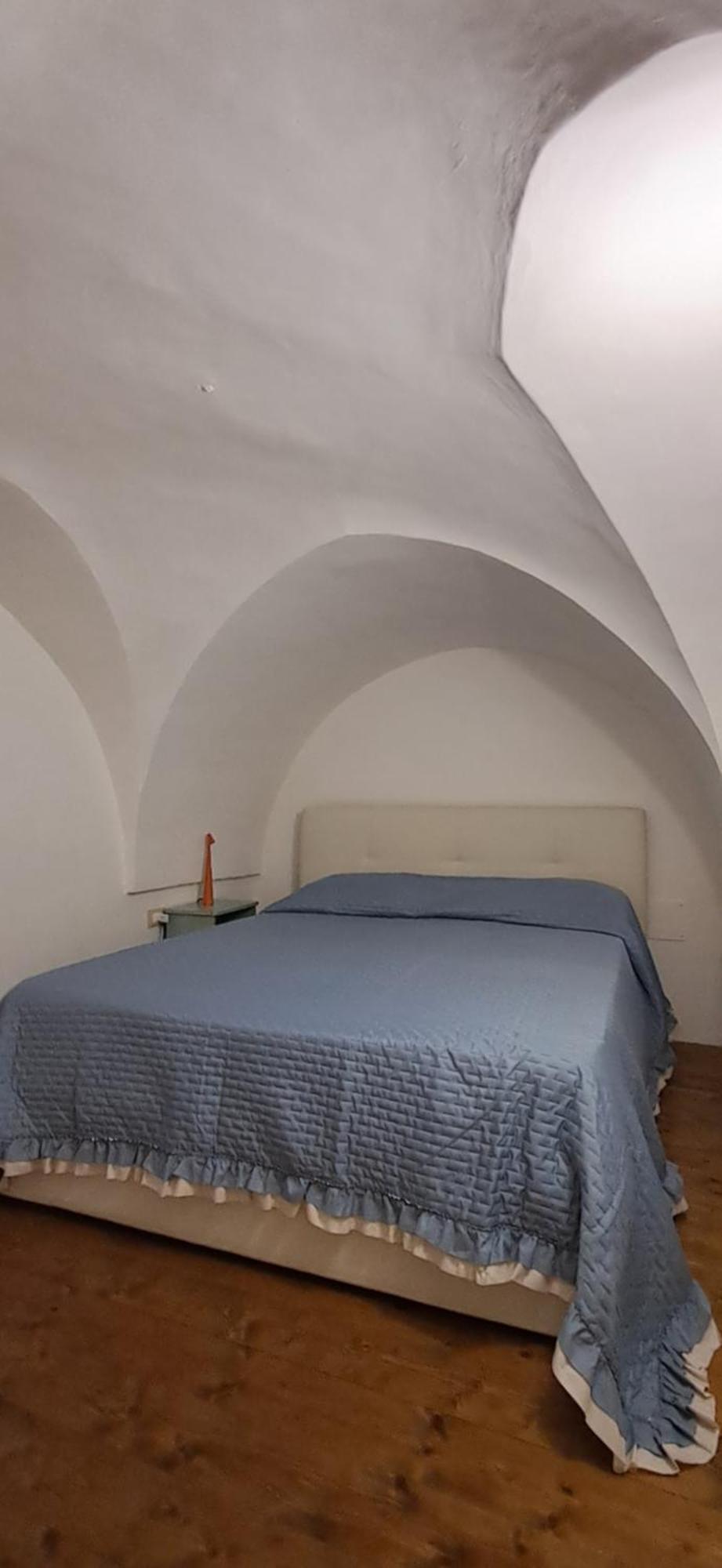 Salento 61 Home: *
